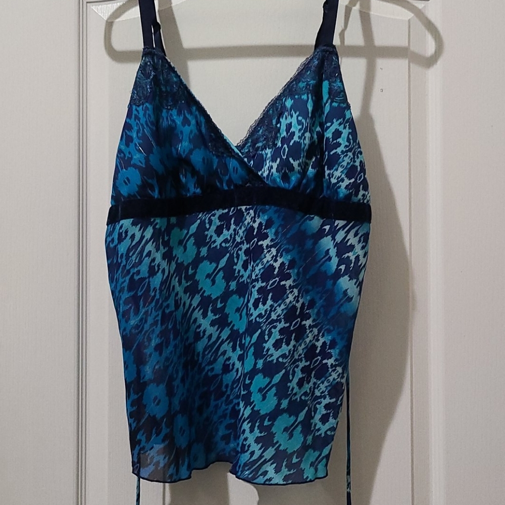 Torrid top- size 1 (size 16)